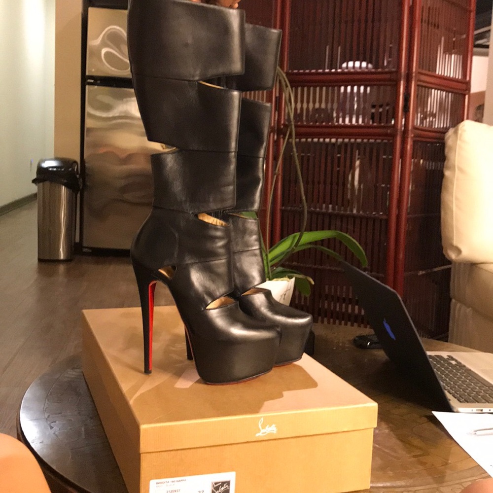 Christian Louboutin Bandita Nappa 160